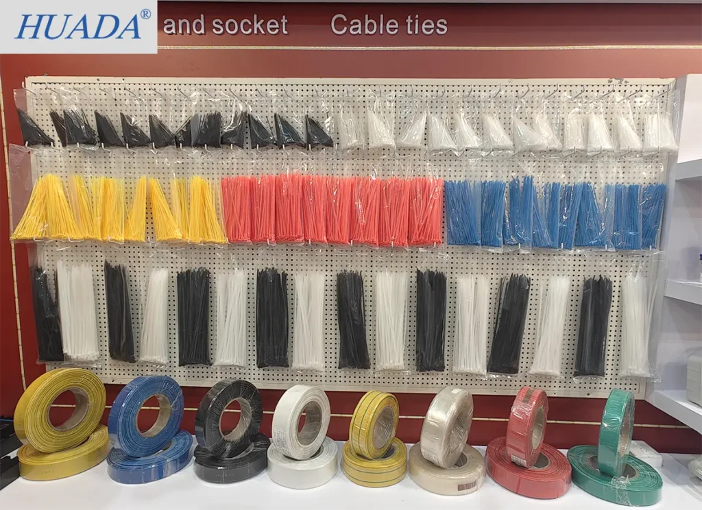 华达塑料在第139届广交会展示彩色尼龙扎带以及热缩管